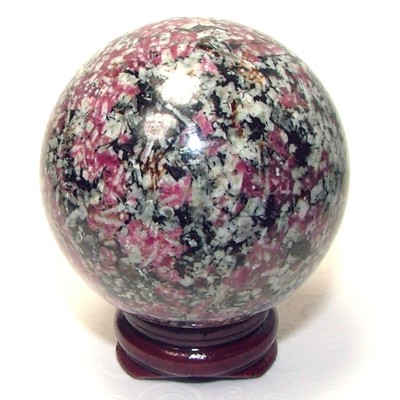Spinel ball