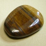 tiger eye palm stone